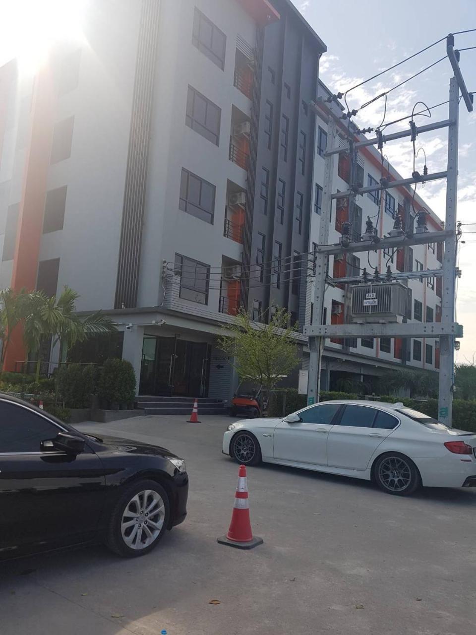 פאתום טאני Bangkok Boutique Resort Rangsit מראה חיצוני תמונה